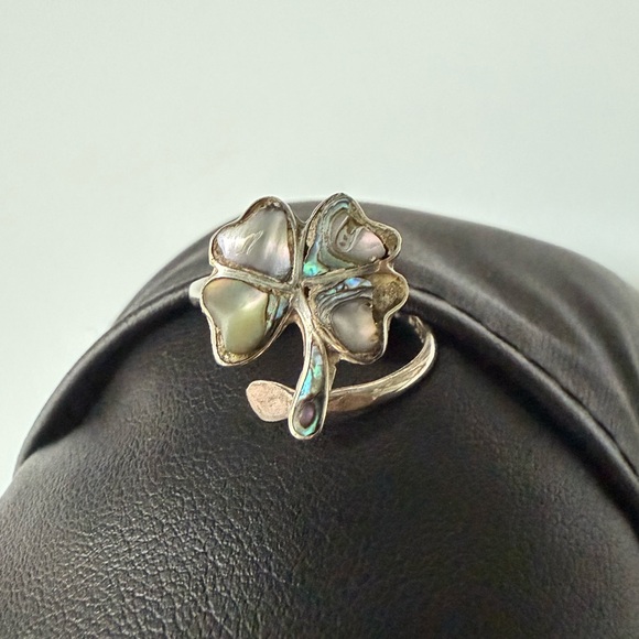 Artisan Jewelry - 925 Vintage Taxco Mexico Ring
